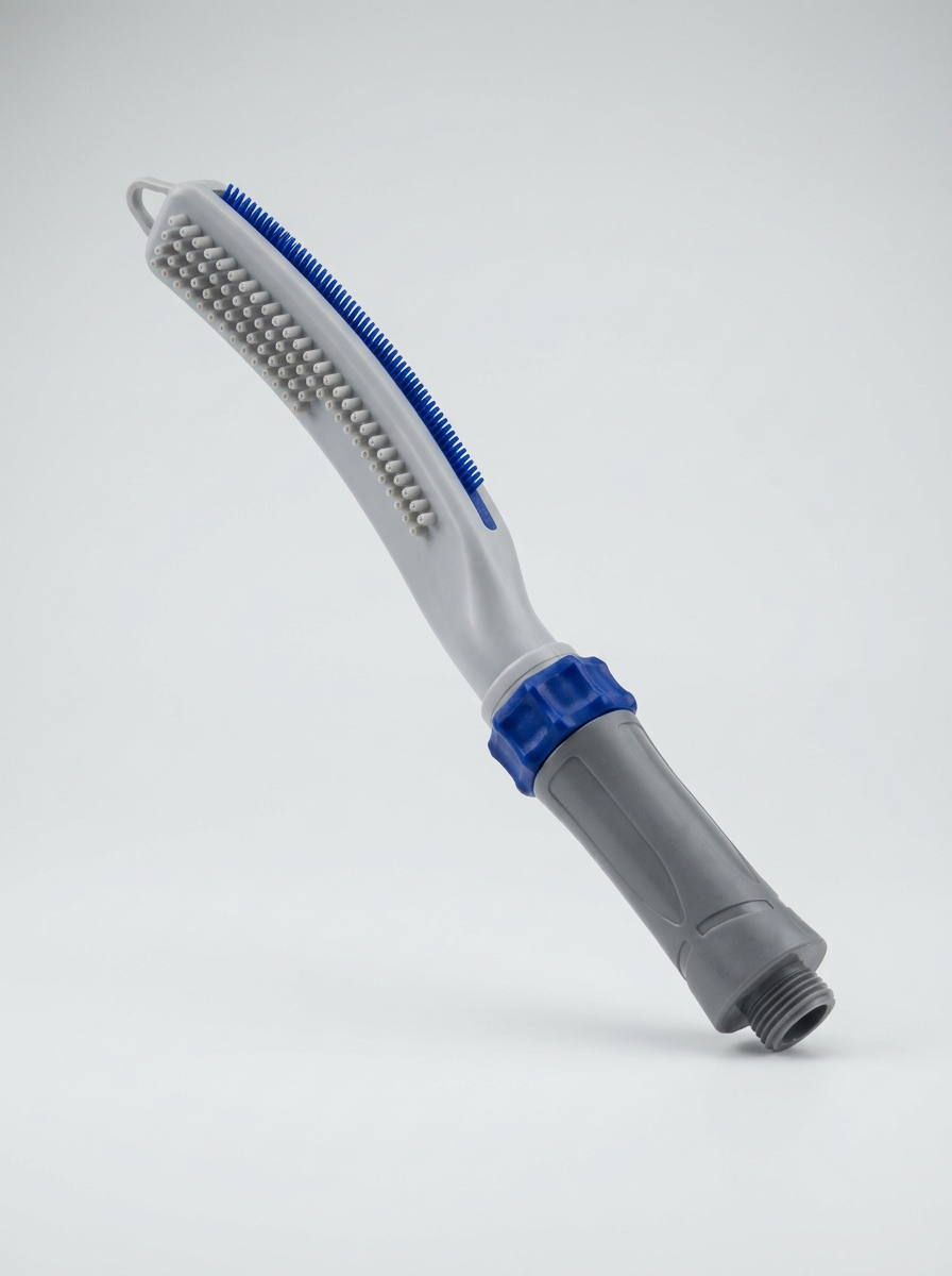 Pet Bath Brush with Water Hose Connection for Easy Grooming - Image 3